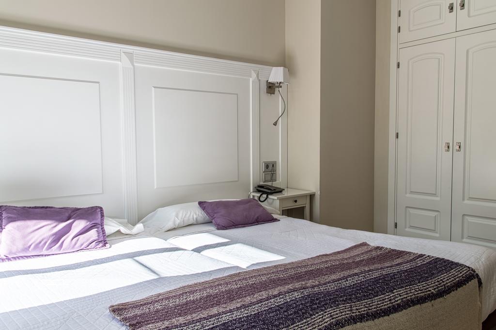 Hotel Sevilla 4*